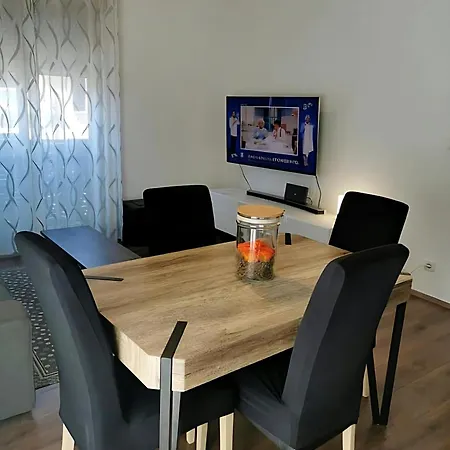 Gorizia Central Luxe Apartment 6 Posti Letto Exterior photo