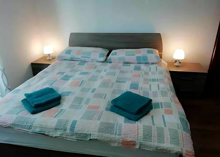 Gorizia Central Luxe Apartment 6 Posti Letto